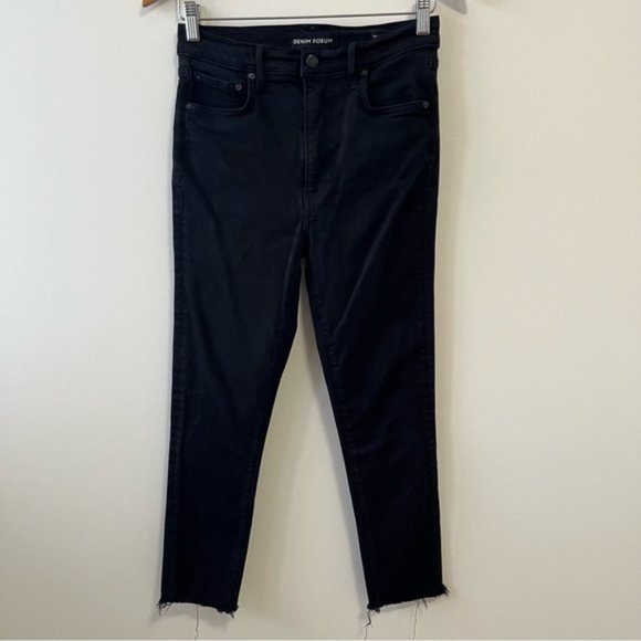Aritzia Denim Forum 'The Lola' High Rise Skinny Crop - Picture 2 of 7